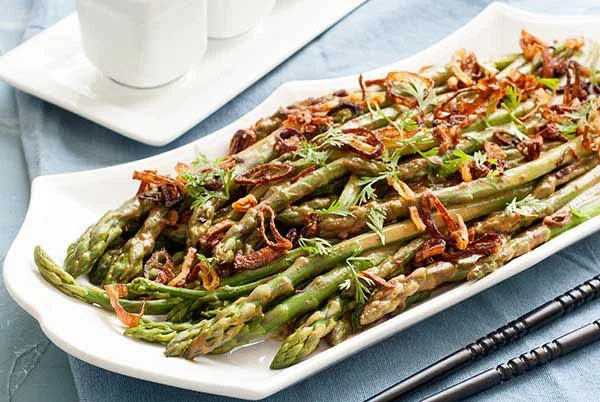 Spargel nach thailändischer Art