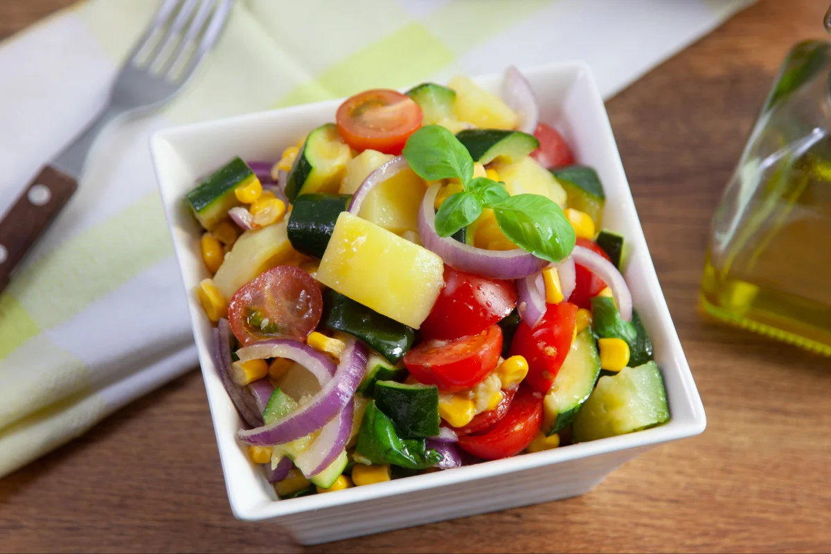 Ensalada de patatas y calabacines