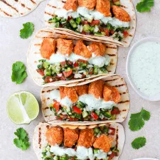 Tacos de pollo tikka