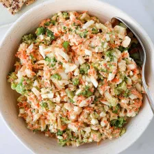 Ensalada de brócoli y huevo