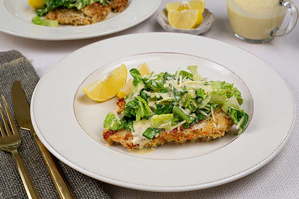 Escalopes de poulet sans gluten avec salade César