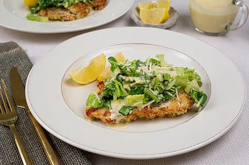 Escalopes de poulet sans gluten avec salade César