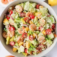 Salade de mangue et crevettes