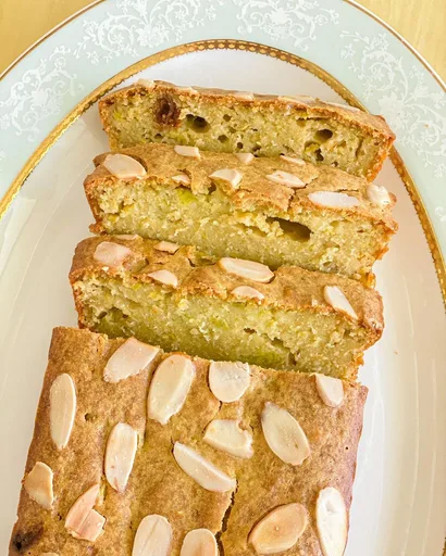 Pane in cassetta all’avocado e mandorle