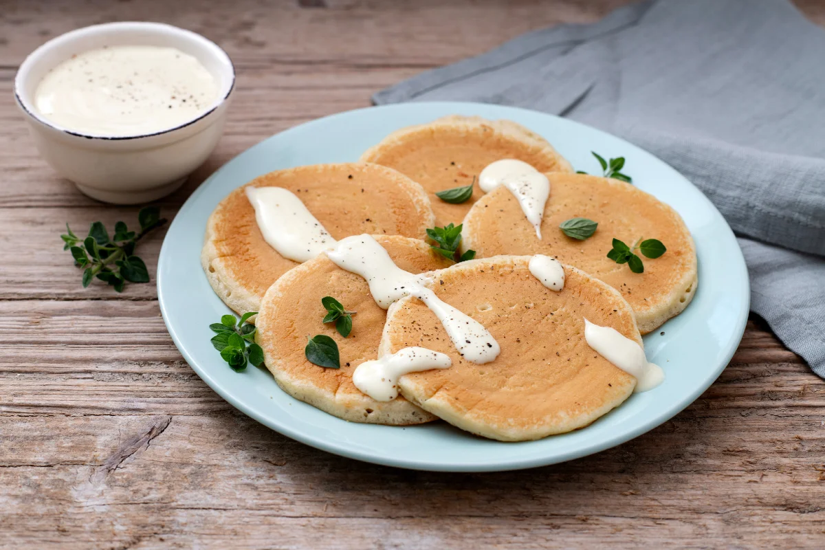 Pancake salati con salsa al Grana Padano DOP
