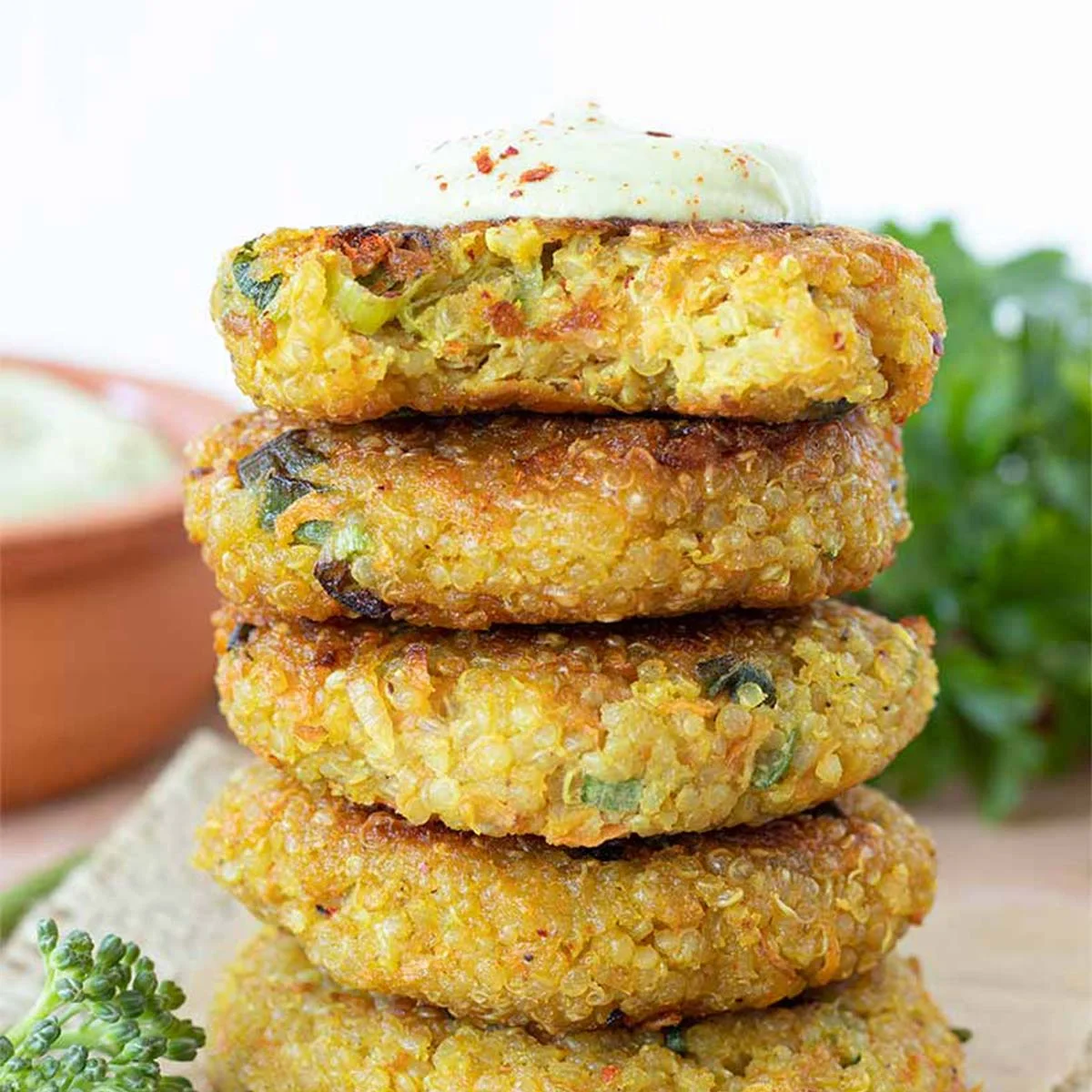 Cripsy Vegan Quinoa Patties for Burgers (Gluten-Free)