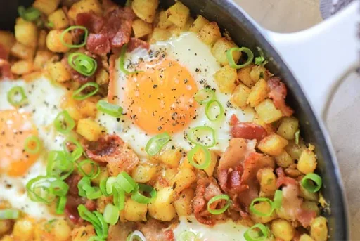 One Pan Breakfast Hash