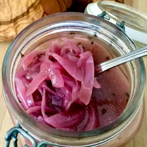Quick Pickled Red Onions