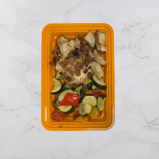 Frango recheado caprese com balsâmico