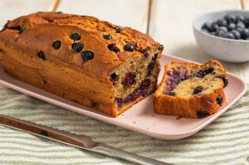 Plumcake alla banana e mirtilli