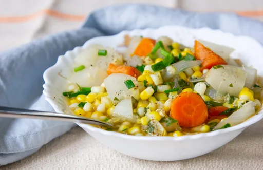 Fresh Corn Soup with Daikon Radish (Oil-free)