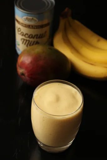 Coconut Mango Banana Smoothie