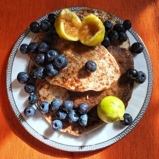 Panquecas veganas com quatro ingredientes