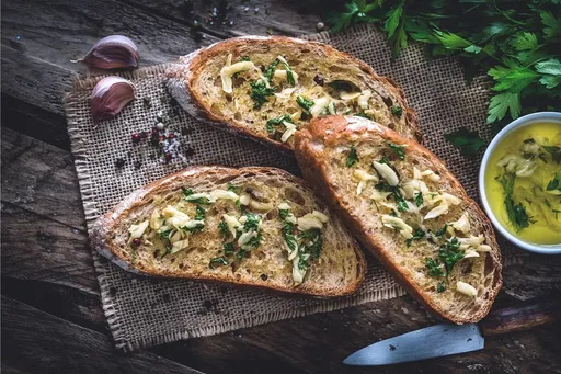 Pane all'aglio