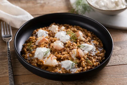 Risotto with red lentils and prawns