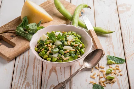 Insalata di fave e pecorino