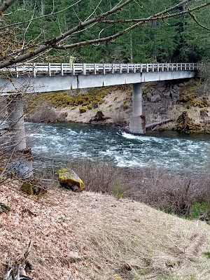 Cougar Crossing Campground campground at Willamette National Forest, Oregon