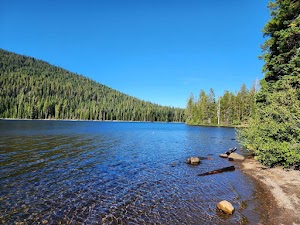 Little Cultus Campground campground at Deschutes National Forest, Oregon