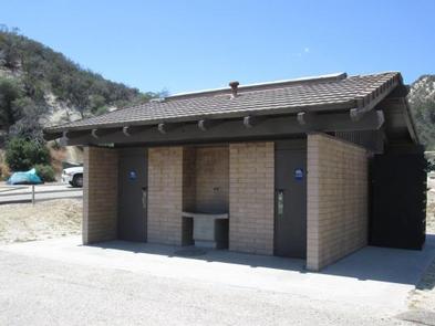 PYRAMID LAKE - LOS ALAMOS CAMPGROUND