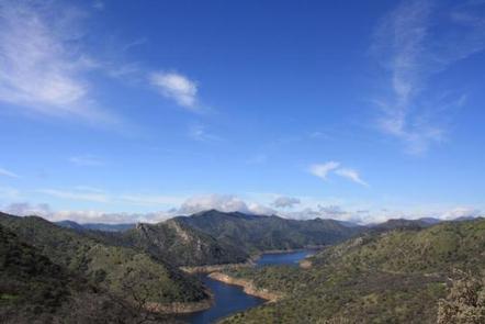 TRIMMER CAMPGROUND Pine Flat Lake