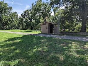 Tullahasse Loop campsite photo 5 - Arkansas River - Chouteau Lock and Dam, Oklahoma