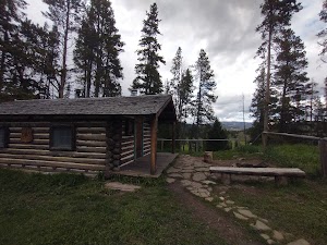 Wapiti Cabin campsite photo 4 - Custer Gallatin National Forest, Montana