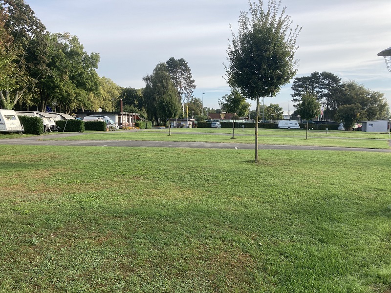 Emplacement petite tente sans véhicule