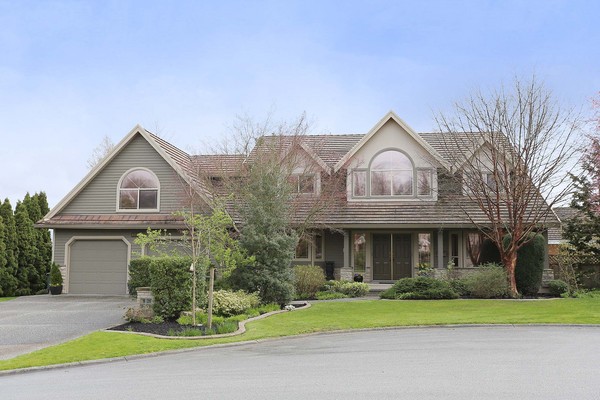 8704 166  St  Surrey British Columbia Canada Sale residential   HomeLife Benchmark Realty Corp.