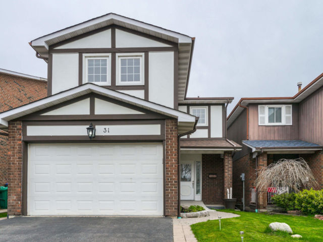 31 ASHURST  Cres  BRAMPTON Ontario Canada Sale residential Raj Sharma RE/MAX Realty Services Inc., Brokerage*