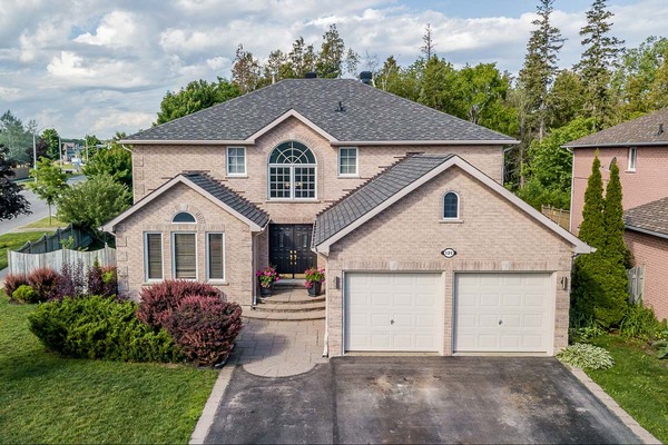 121 GORE   Barrie Ontario Canada Sold residential Izabela Jaskiewicz RE/MAX Realtron Realty Inc., Brokerage*