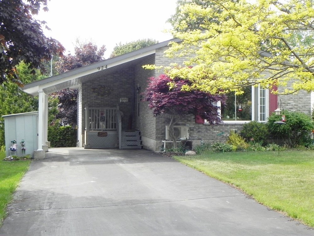 924 McDonald Ave  Kincardine Ontario Canada Sold residential Glenis Vardy Royal LePage Exchange Realty Co., Brokerage*