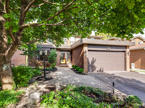 132 Spring Gate Blvd  Thornhill Ontario Canada Sale residential Amir Cohen Sutton Group-Admiral Realty Inc., Brokerage *