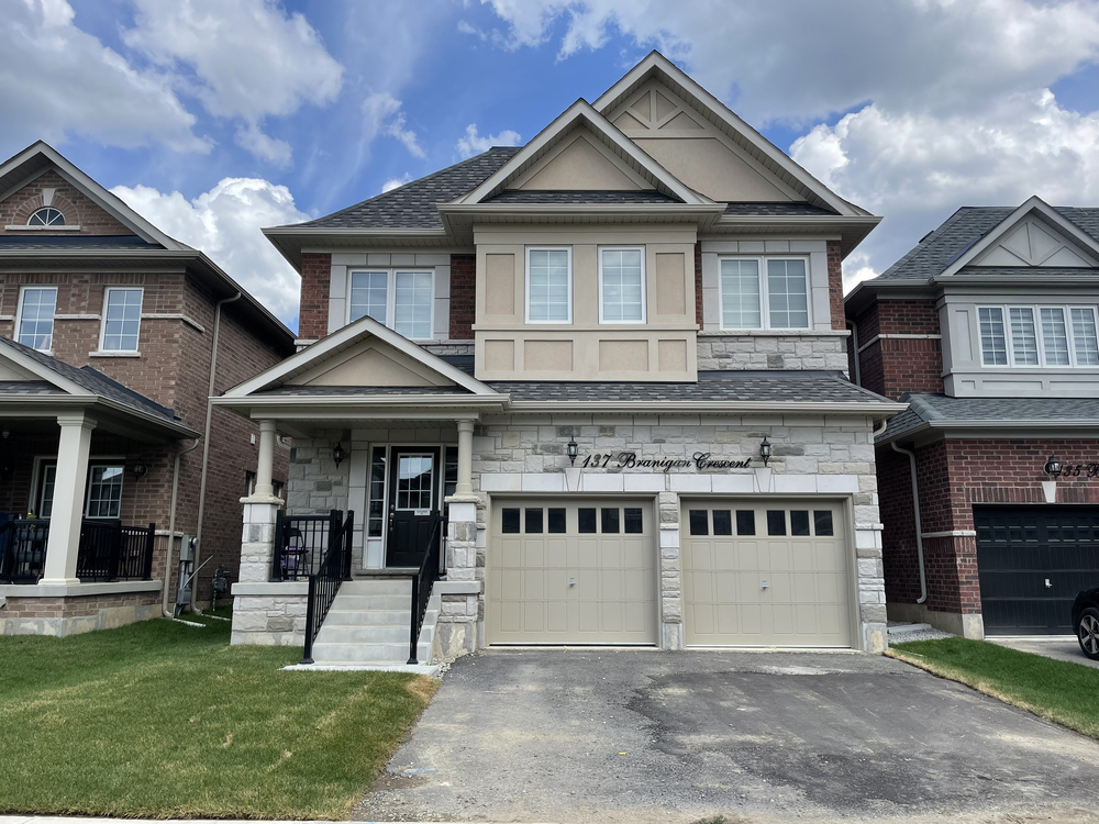 137 Branigan Crescent   Halton Hills Ontario Canada Sale residential Amit Sukhwani Sutton Group-Admiral Realty Inc., Brokerage *