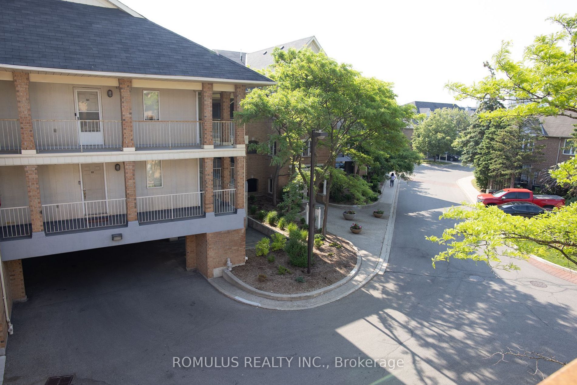 138 - 109 Bristol Rd E Mississauga Ontario  Sold residential Mike Ursini ROMULUS REALTY INC., Brokerage*