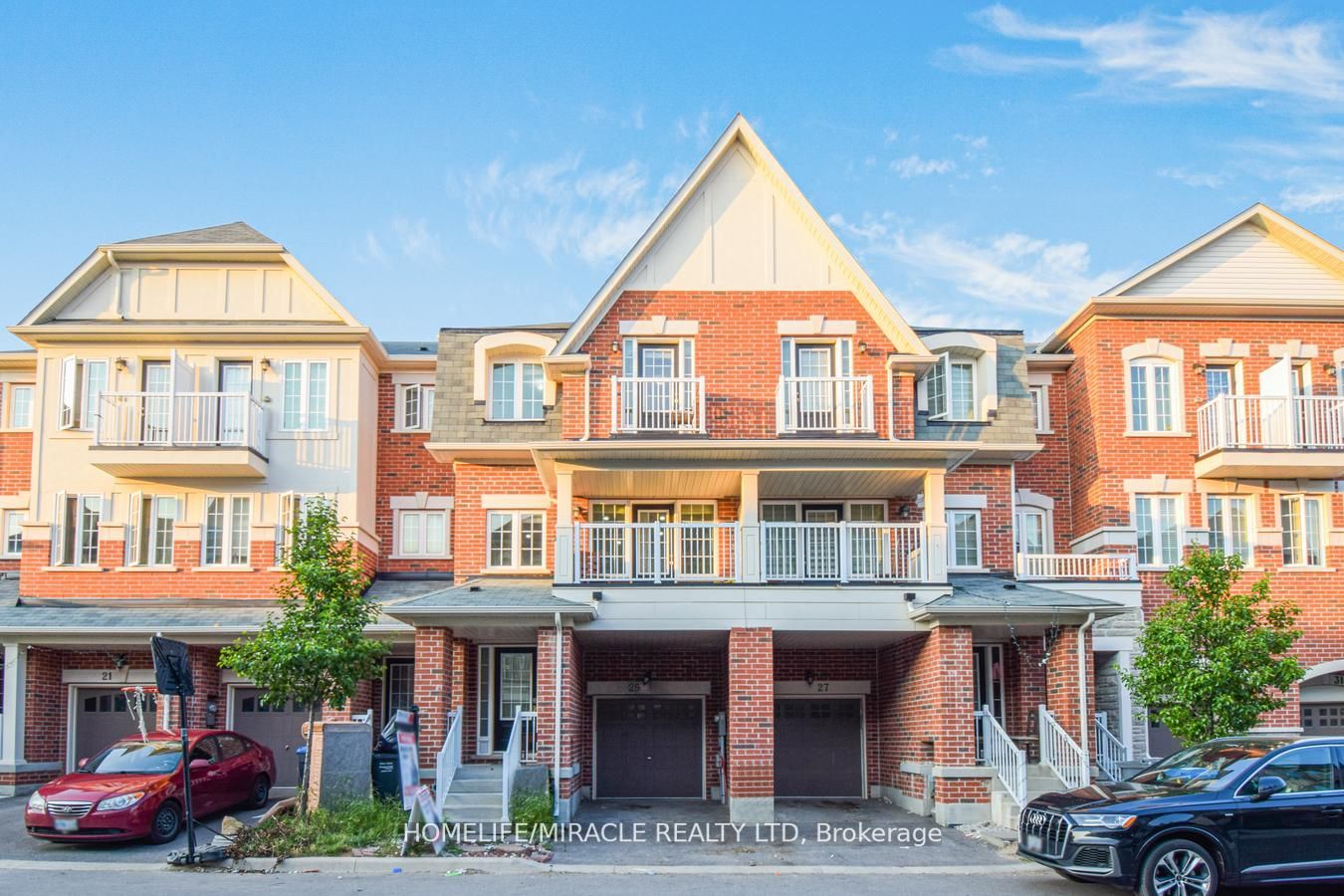 25 Miami Grve Brampton Ontario  Sold residential Home Gurus HomeLife/Miracle Realty Ltd, Brokerage *
