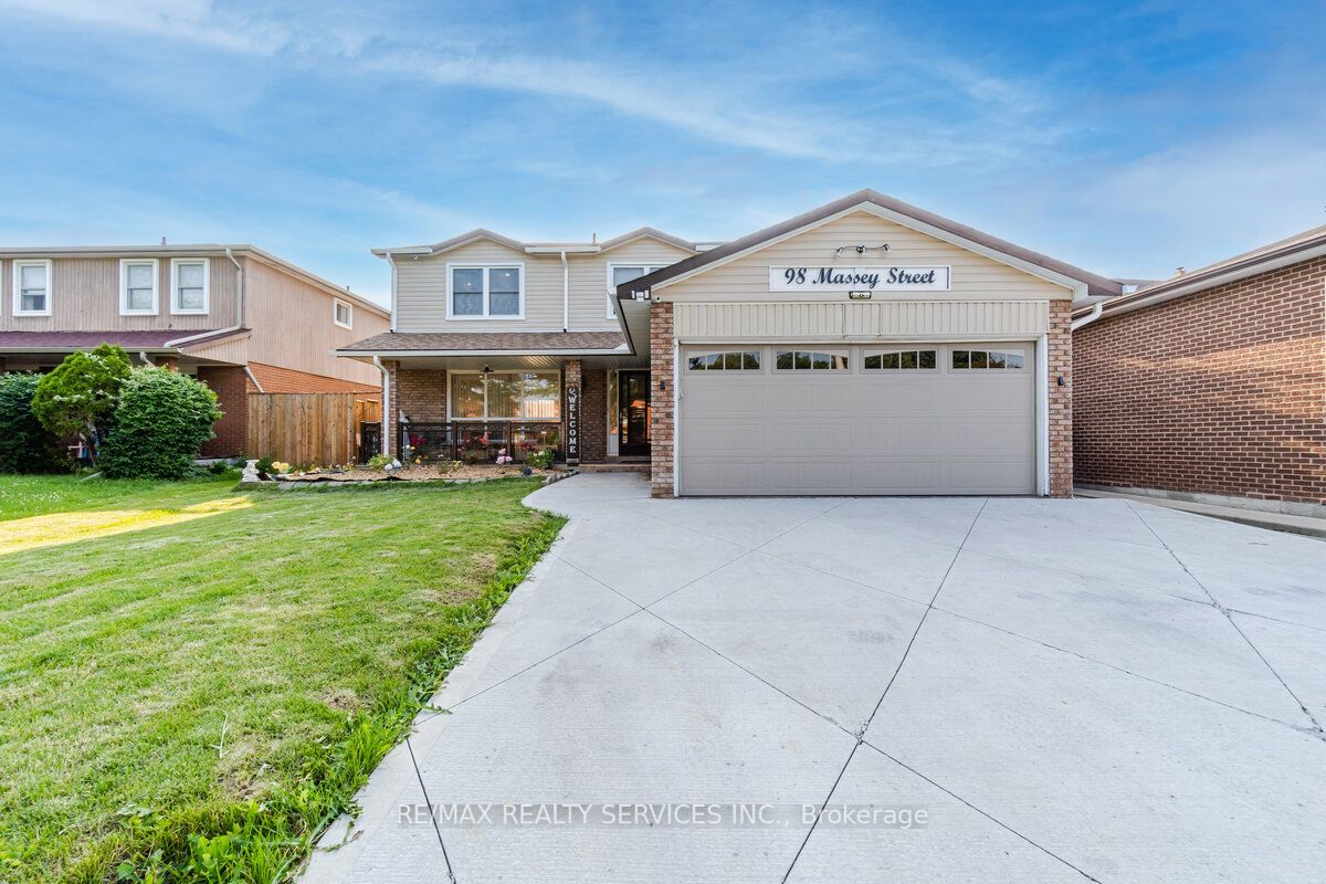 98 Massey St Brampton Ontario Canada Sold residential Joga Reehal RE/MAX REALTY SERVICES INC. Brokerage*