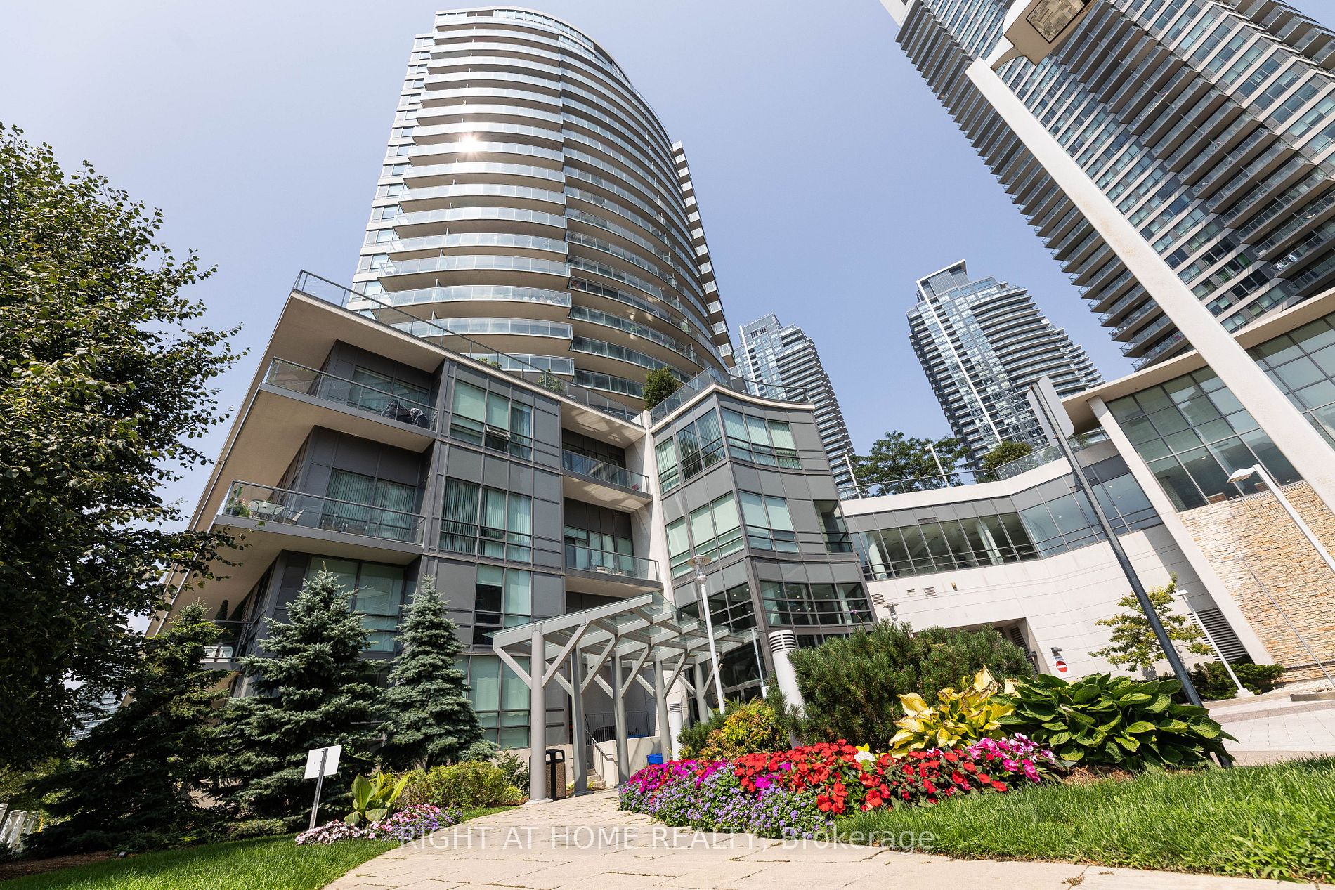 202 - 15 Legion Rd Toronto Ontario  Sold residential INNA BALANDINA Right at Home Realty, Brokerage*