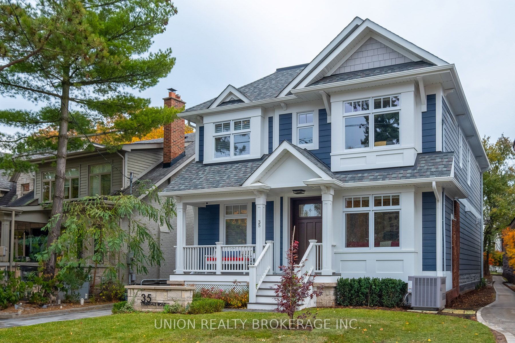 35 Lynndale Rd Toronto Ontario Canada Sold residential Heather Mackenzie Skybound Realty, Brokerage 