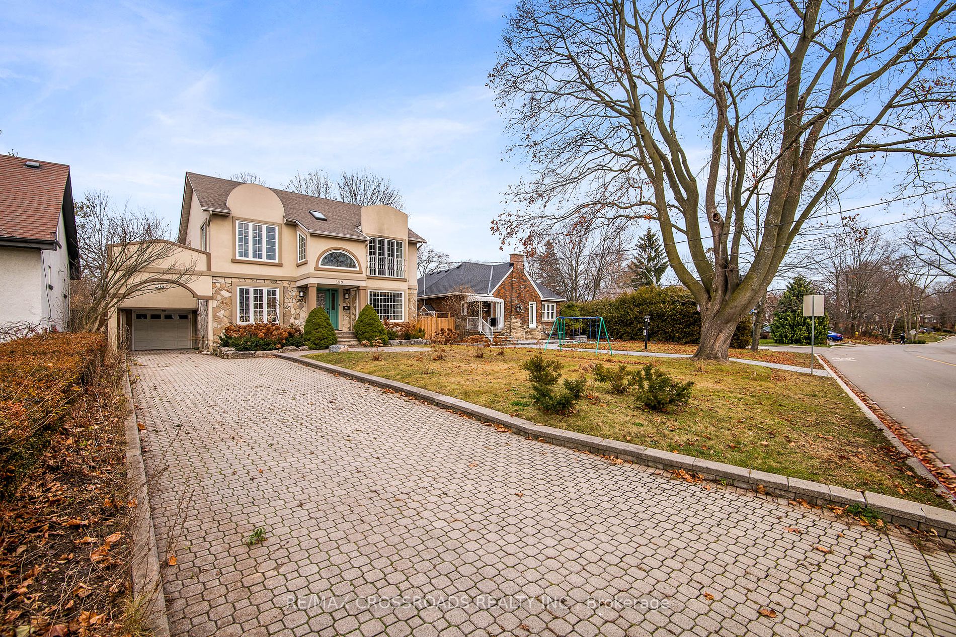 352 Lake Promenade Toronto Ontario  Sold residential Moses Lu RE/MAX CROSSROADS REALTY INC. Brokerage*