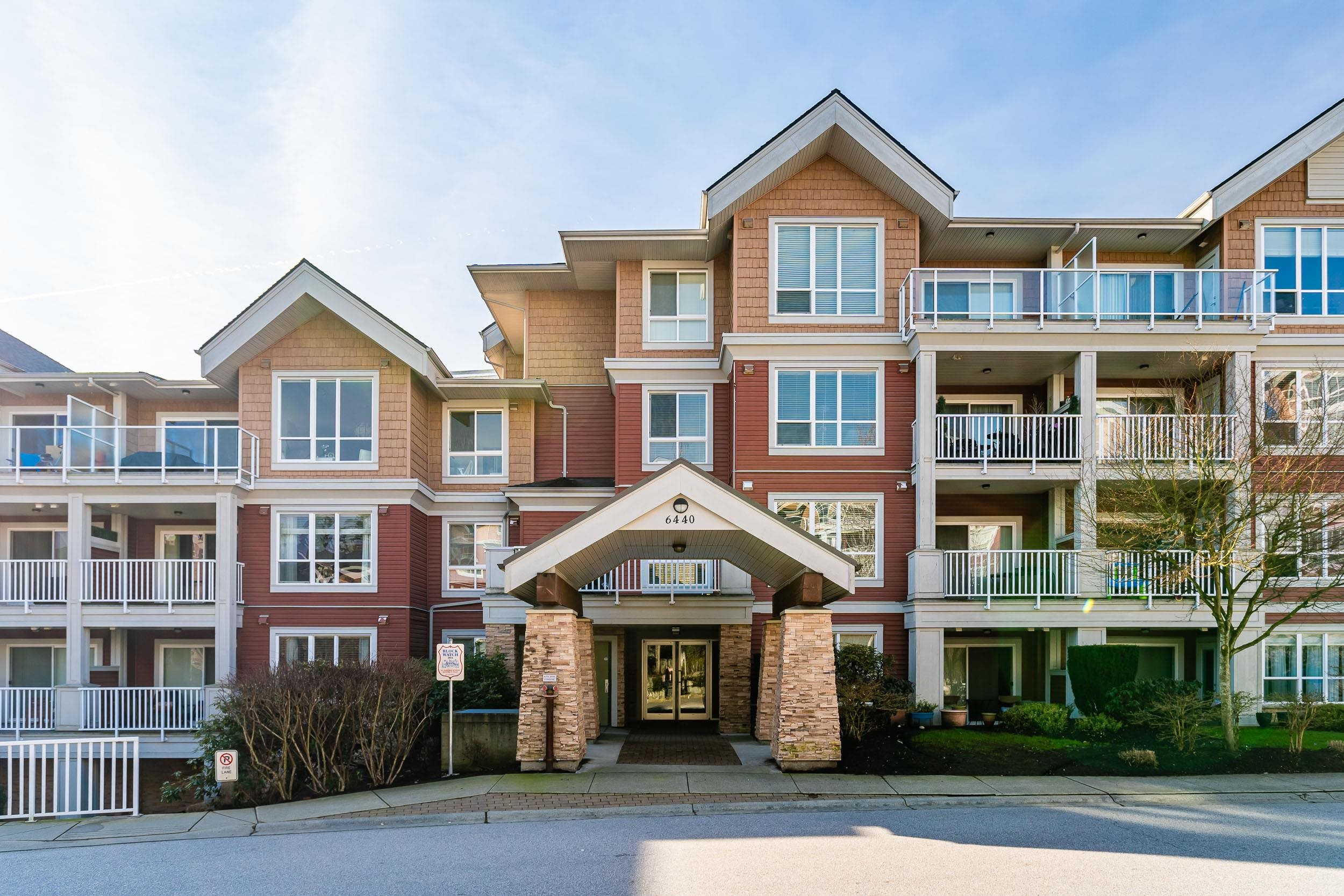 102 - 6440 194 STREET Surrey British Columbia Canada Sold residential Renée Kehayas Team 3000 Realty Ltd.