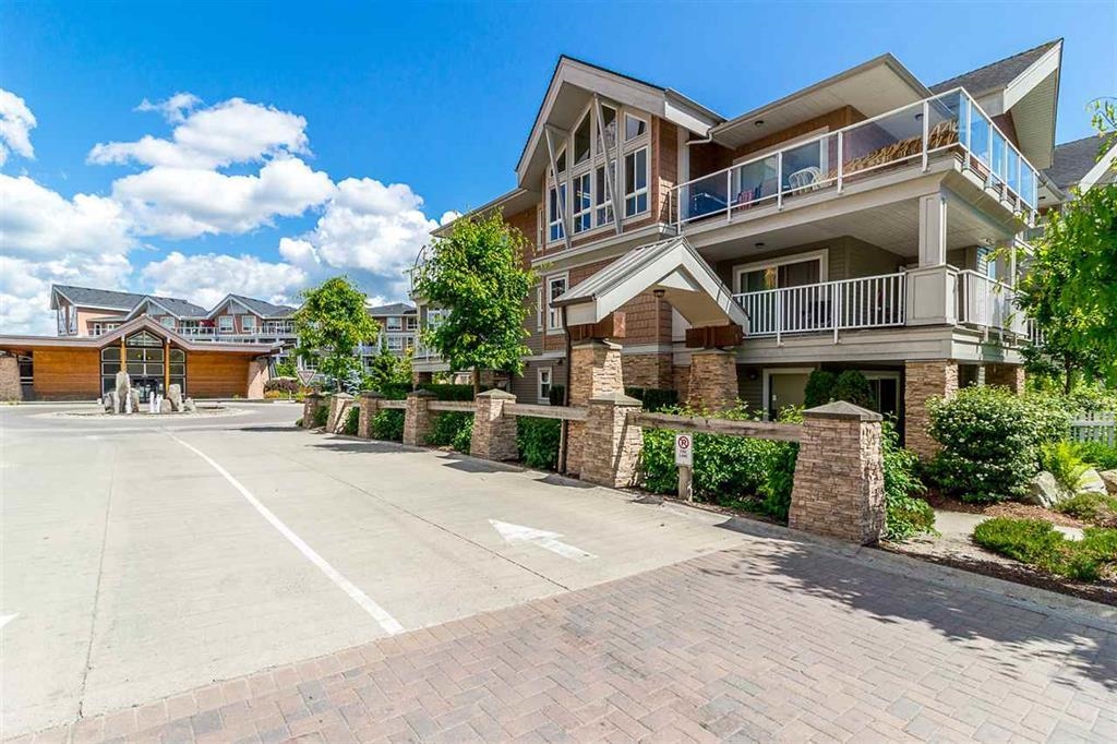 215 - 6440 194 STREET Surrey British Columbia Canada Sold residential Renée Kehayas Initia Real Estate