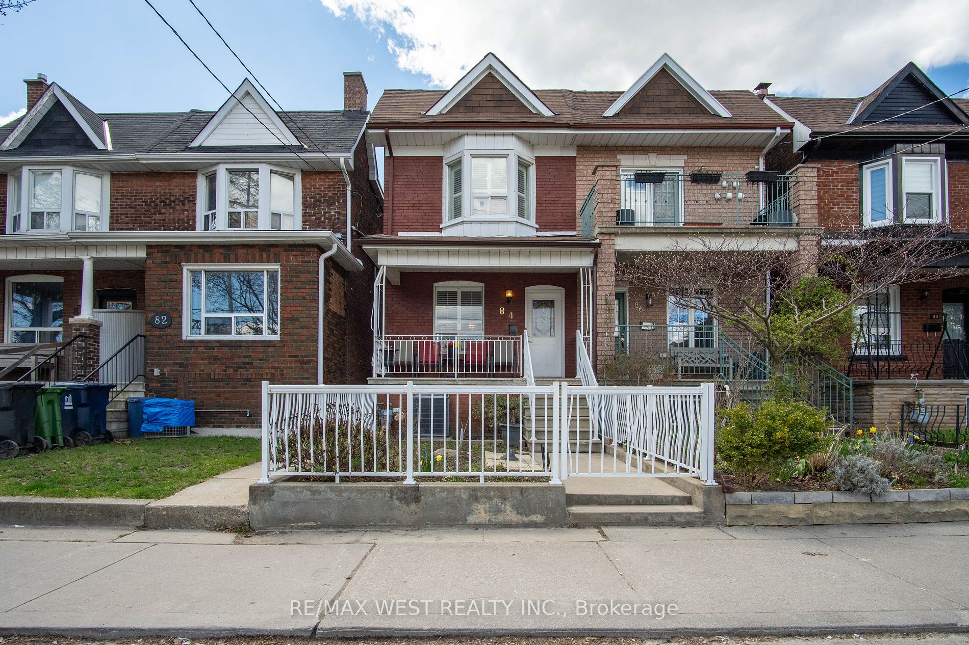 84 Wiltshire Ave Toronto Ontario Canada Sold residential Grace Soares RE/MAX West Realty Inc., Brokerage *