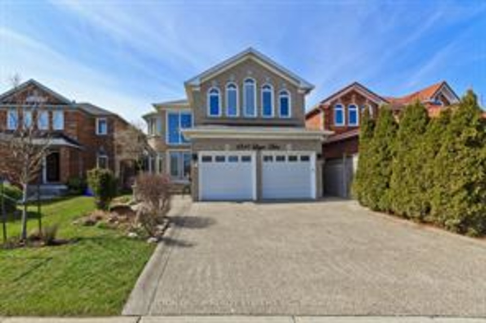6348 Lisgar Dr Mississauga Ontario Canada Sale residential Dariusz Gudaniec Sutton Group Realty Systems Inc, Brokerage *