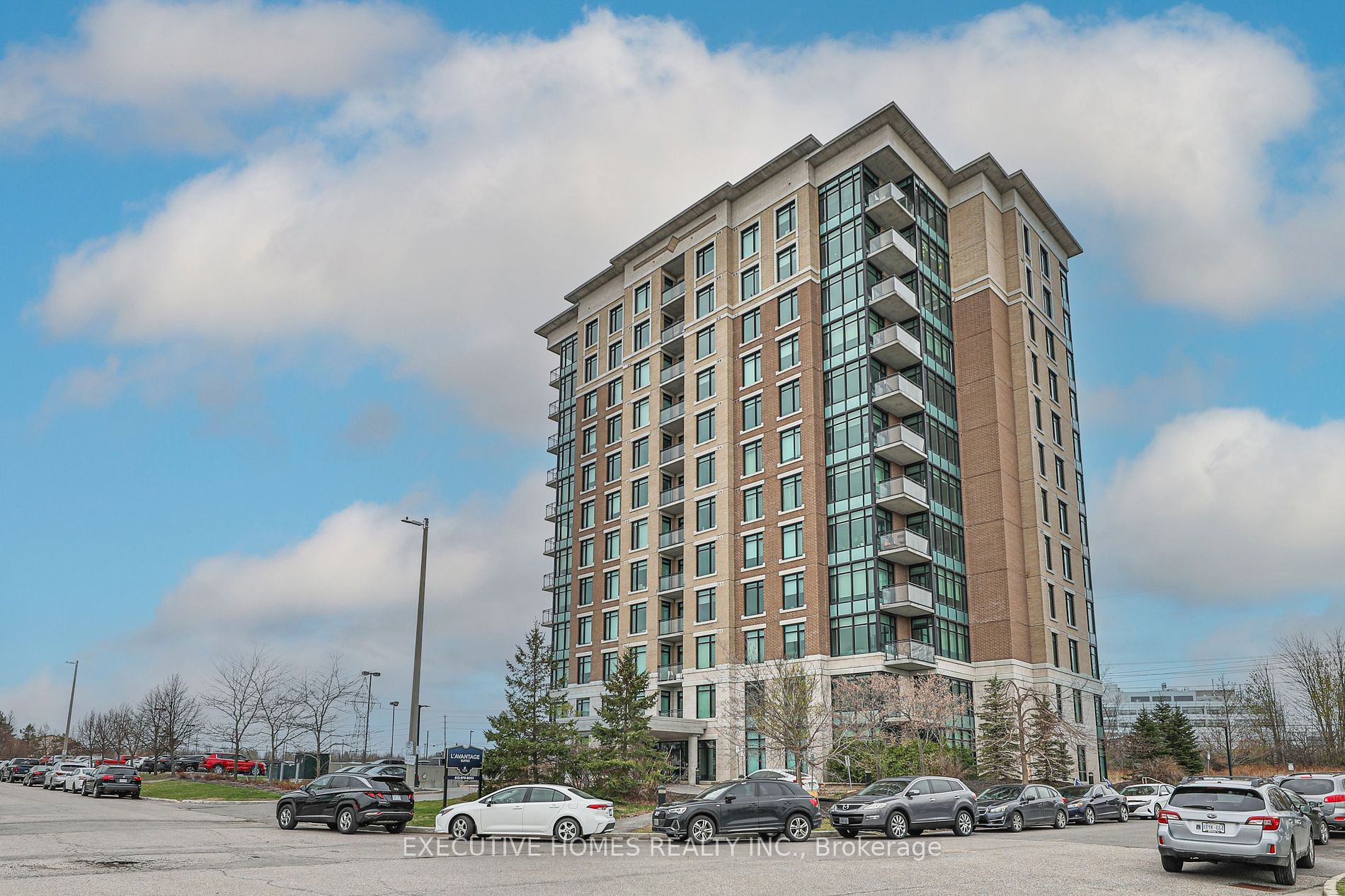 206 - 100 Roger Guindon Ave Ottawa Ontario  Sold residential   Royal LePage Performance Realty, Brokerage *