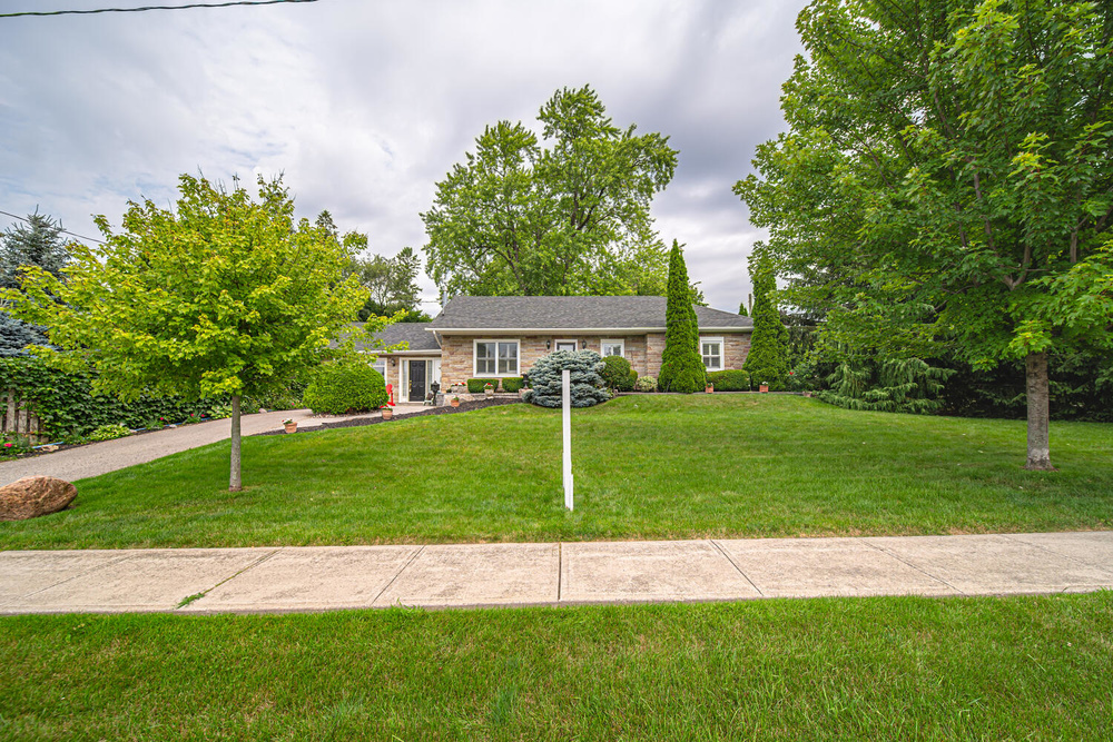 400  PITT  St W WHITBY  Ontario Canada Sale residential McRobert Real Estate Group McROBERT REAL ESTATE GROUP