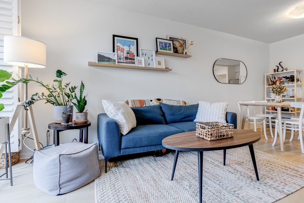 306 - 260 Merton Street    Toronto Ontario Canada Sold residential Honey Choi RE/MAX West Realty Inc., Brokerage *