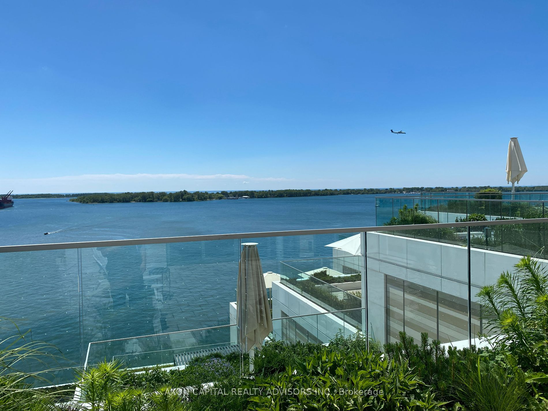 1018 - 118 Merchants' Wharf Toronto Ontario Canada Sold residential Distillery and Canary Condos Real Estate Homeward, Brokerage*