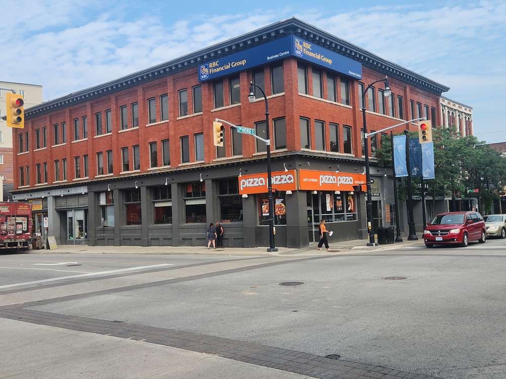 908 2nd Avenue E. Owen Sound Ontario Canada Sale commercial Spencer Group Inc., Realty Brokerage