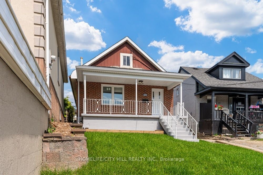 Main - 24 Kenora Cres Toronto Ontario  Rented residential   HomeLife/City Hill Realty Inc., Brokerage*