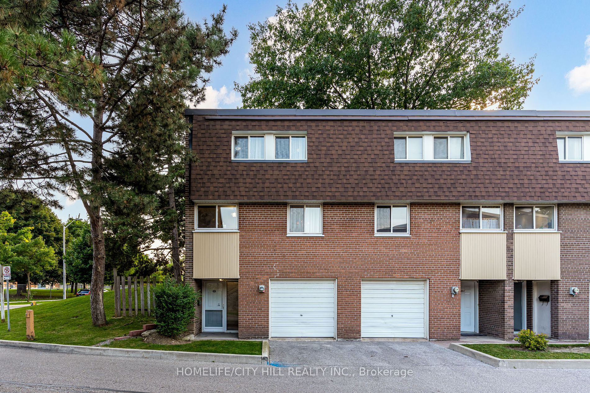 801 - 20 Tandridge Cres Toronto Ontario  Sold residential   HomeLife/City Hill Realty Inc., Brokerage*